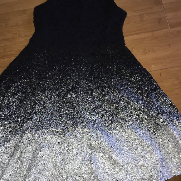 Rum dress silver at bottom - Picture 2 of 2